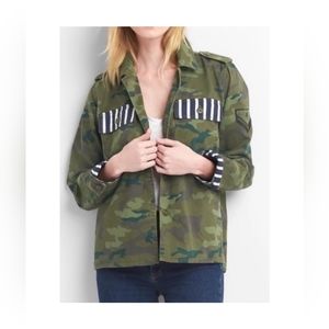 GAP camo jacket or shacket cotton size xs